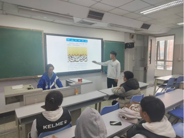 4220dbe4ff074288a8c29f829de42f56.png 1107学习3.png