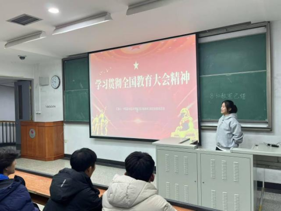 ec655c239da2410bb1baa84085bd0567.png 1107学习6.png